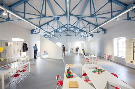 accademia dei bambini fondazione prada indirizzo|prada milano orari.